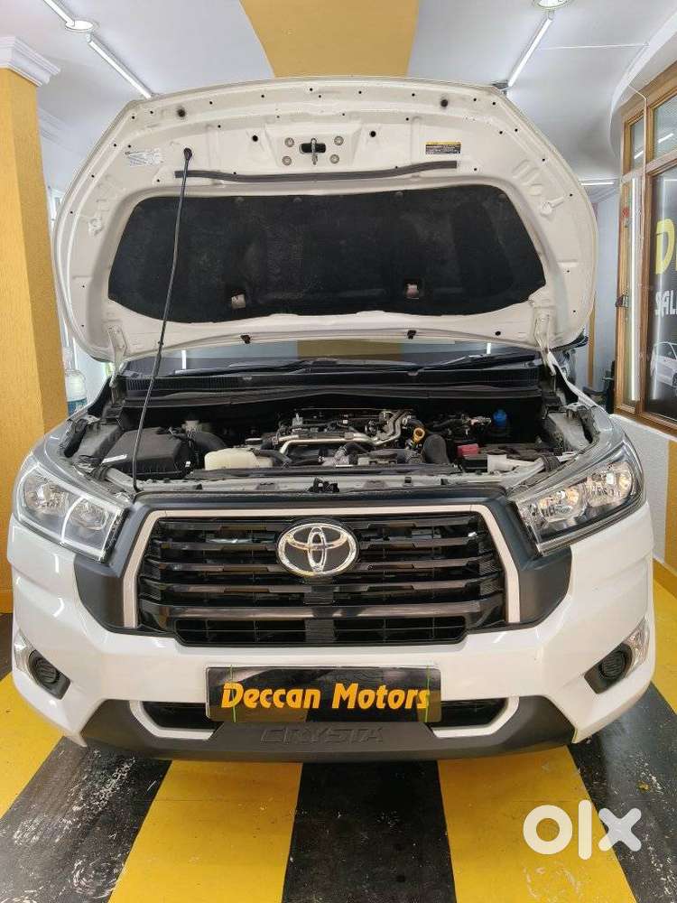 Toyota Innova Crysta 2.4 G Mt 8s, 2024, Diesel