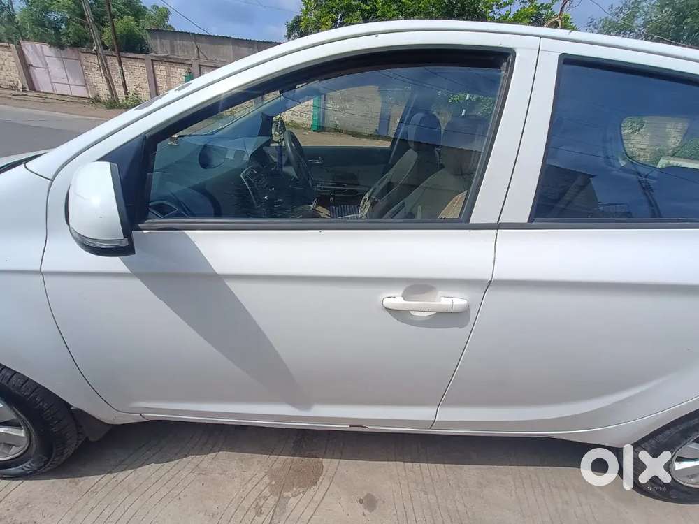 Hyundai I20 Sportz Petrol Manual 2012