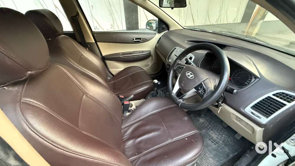 Hyundai I20 Petrol Manual 2010