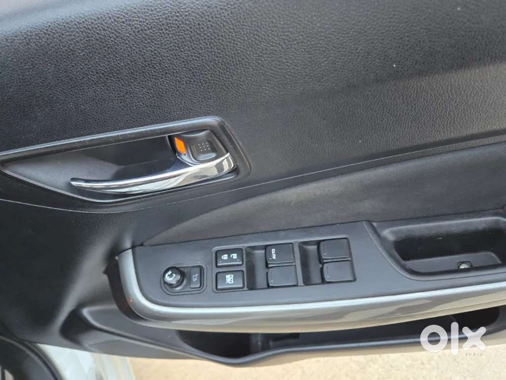 Maruti Suzuki Swift 1.3 Zxi, 2019, Petrol