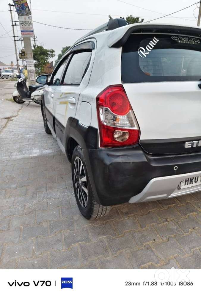 Toyota Etios Cross 1.2l G, 2015, Diesel