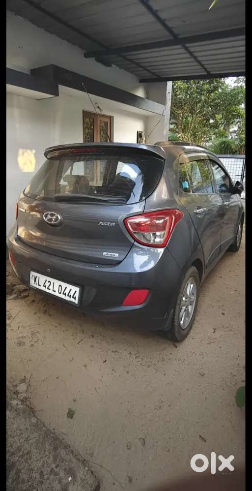 Hyundai Grand I10 2015 Petrol 70910 Km Driven