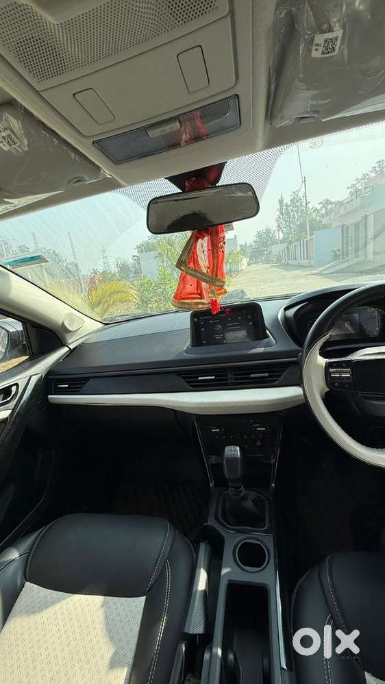 Tata Nexon Petrol 2025