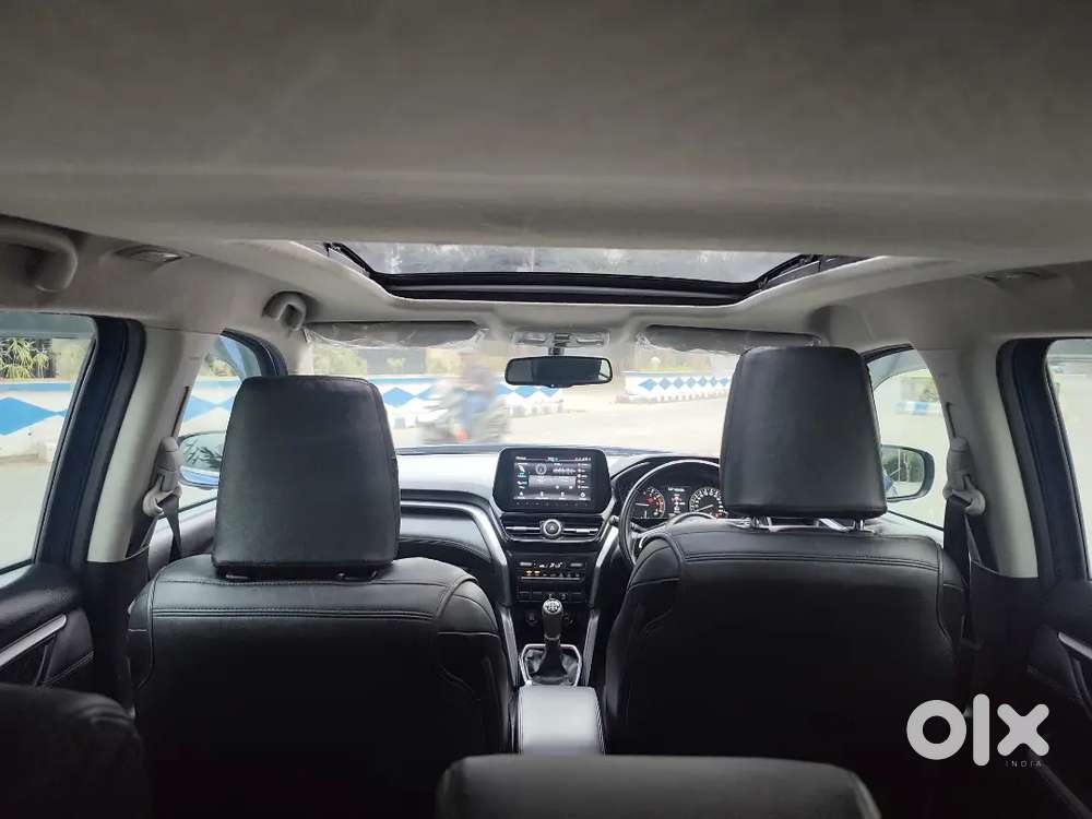 Toyota Hyrider V Neo Drive Awd