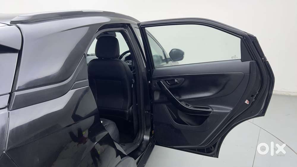 Tata Nexon 1.5 Revotorq Xza Plus (o) Dual Tone, 2022, Petrol