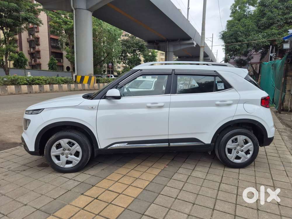 Hyundai Venue 1.2 S (o), 2019, Petrol
