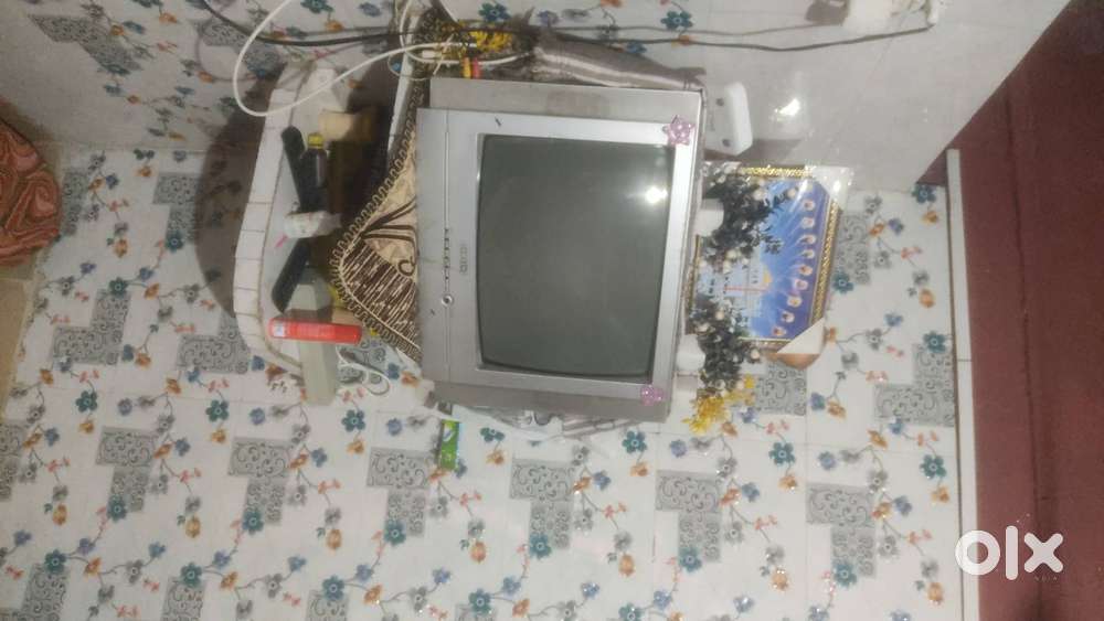 Old CRT Colour TV for Sale | Working Condition | Budget Price