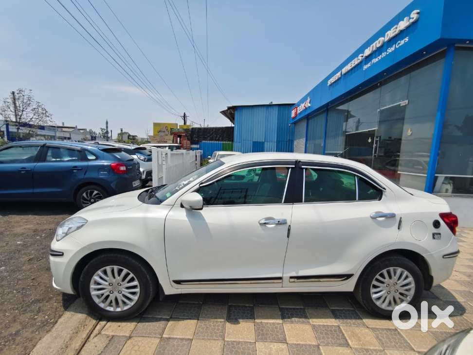 Maruti Suzuki Swift Dzire 1.3 Zxi, 2022, Cng & Hybrids