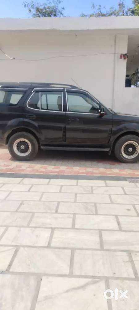 Tata Safari Storme 2014 Diesel 106000 Km Driven