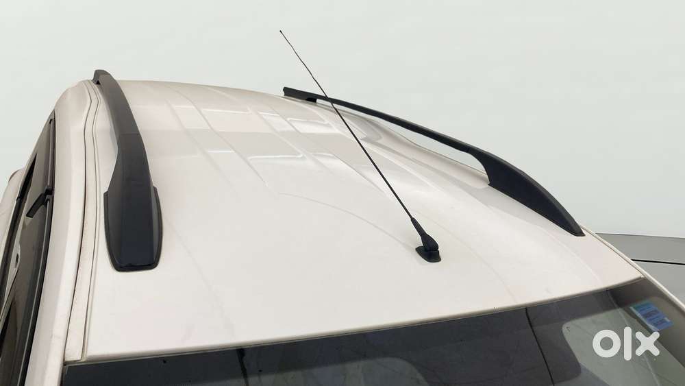 Renault Triber Rxt, 2022, Petrol