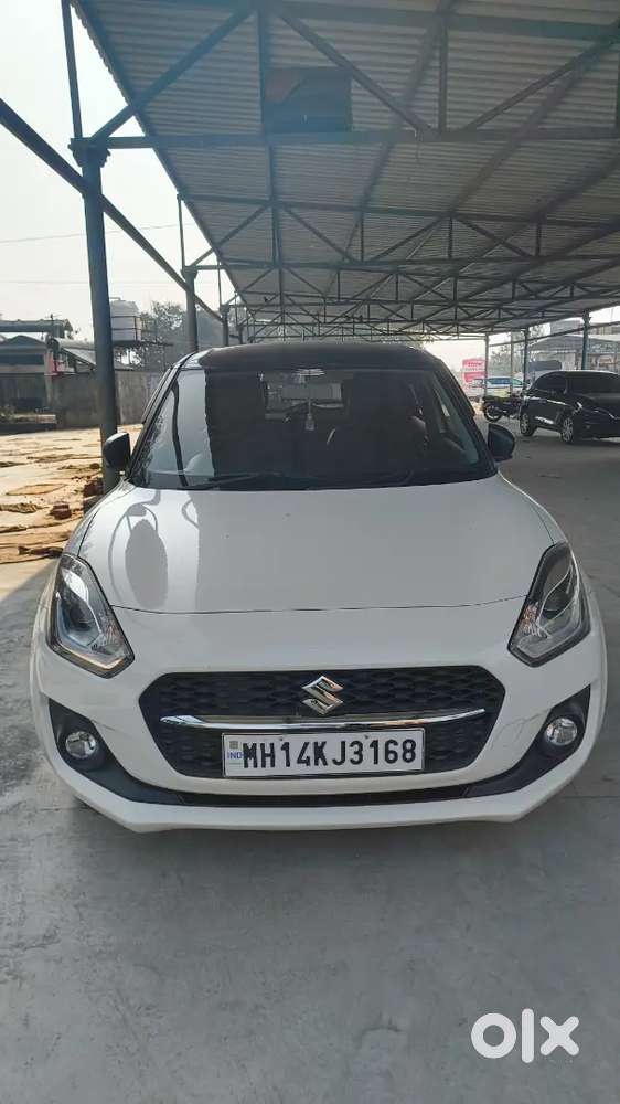 Maruti Suzuki Swift Zxi+ Deul Tone Petrol 35000 Km Dreven