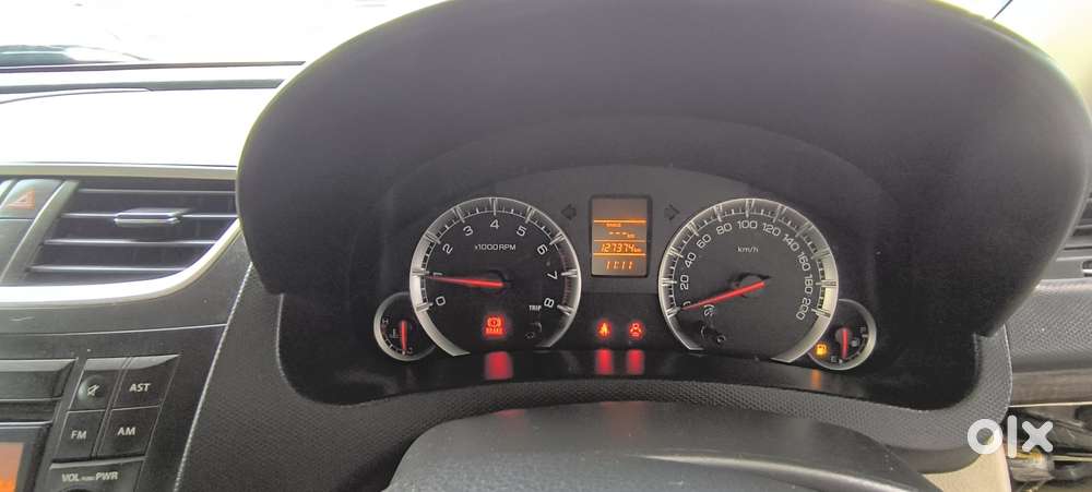 Maruti Suzuki Dzire 1.2 Vxi, 2015, Petrol