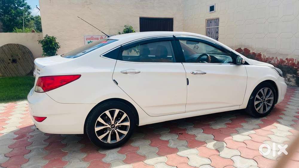 Verna Top Model Optional