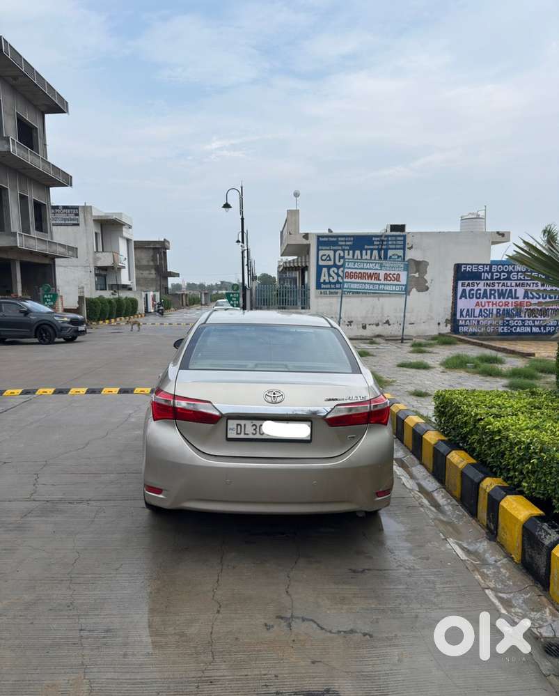 Toyota Corolla Altis 2015  Petrol + Cng  Excellent Condition