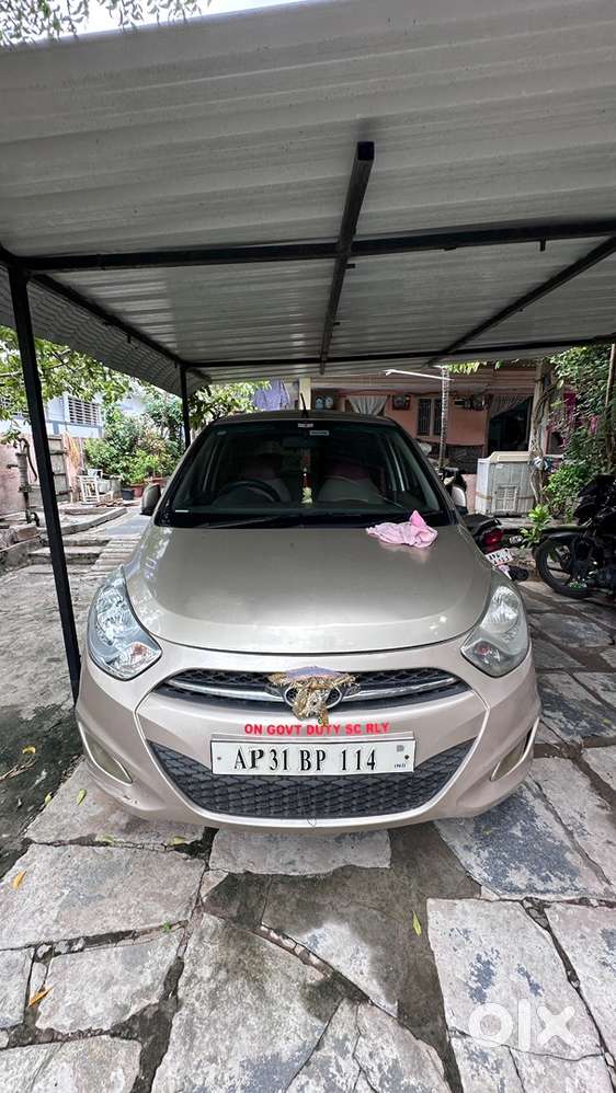 Hyundai I10 Sportz 2011