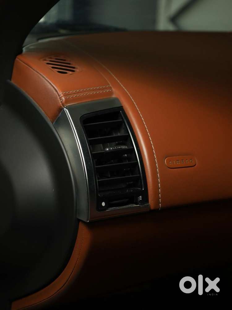 Jaguar F Type Coupe R-dynamic 2.0, 2020, Petrol