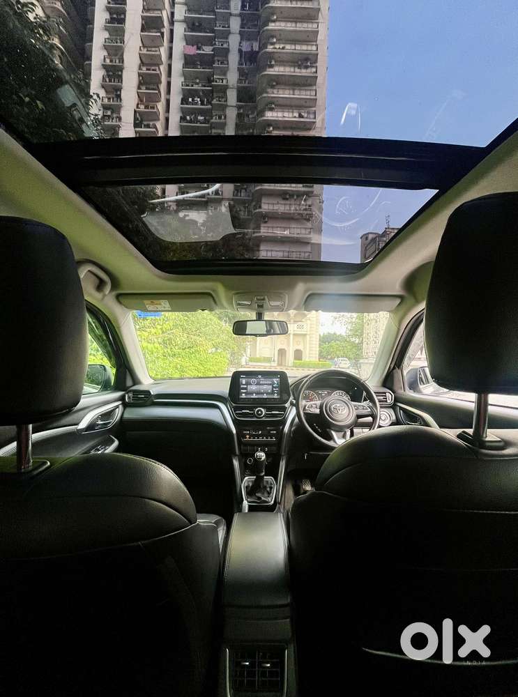 Toyota Urban Cruiser Hyryder 1.5 V Neo Drive, 2023, Petrol