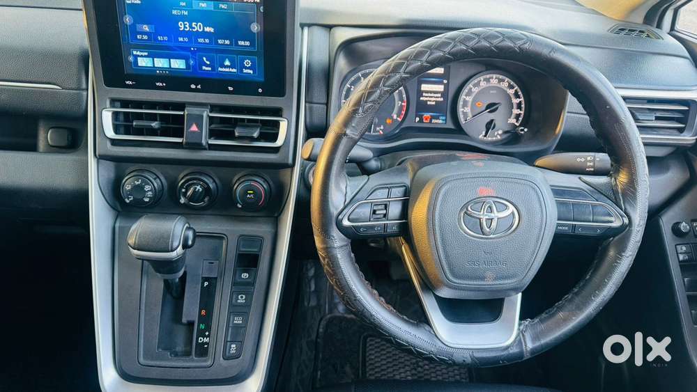 Toyota Innova Hycross 2.0 Gx 7 Str, 2024, Petrol