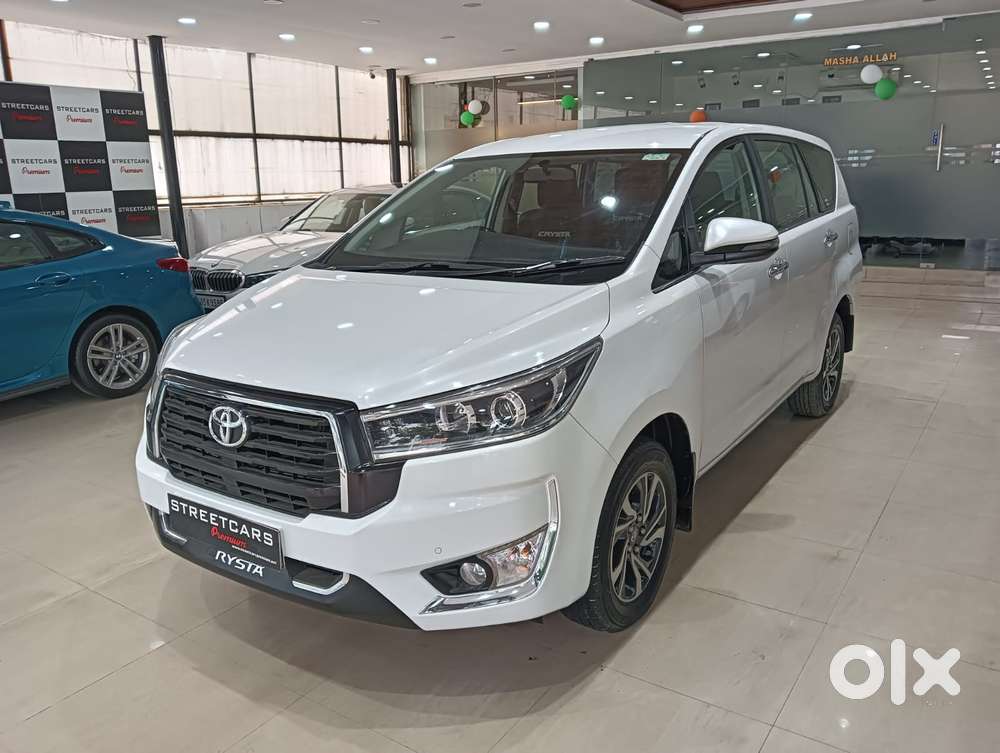Toyota Innova Crysta 2.4 V, 2023, Diesel