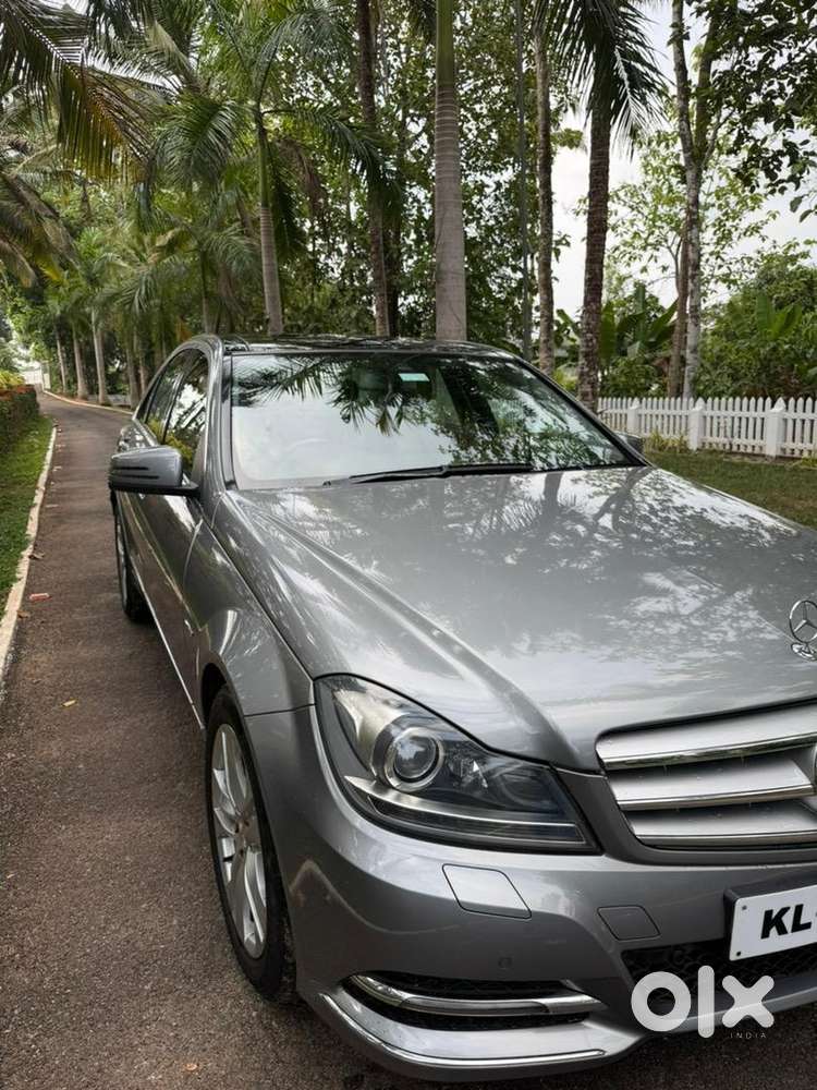 Mercedes-benz C-class 2011 Diesel 89375 Km Driven