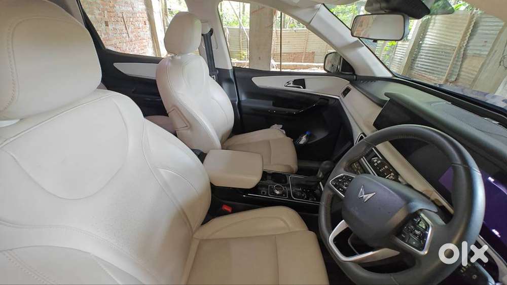 Xuv 700 Ax7l Petrol Properly Maintained