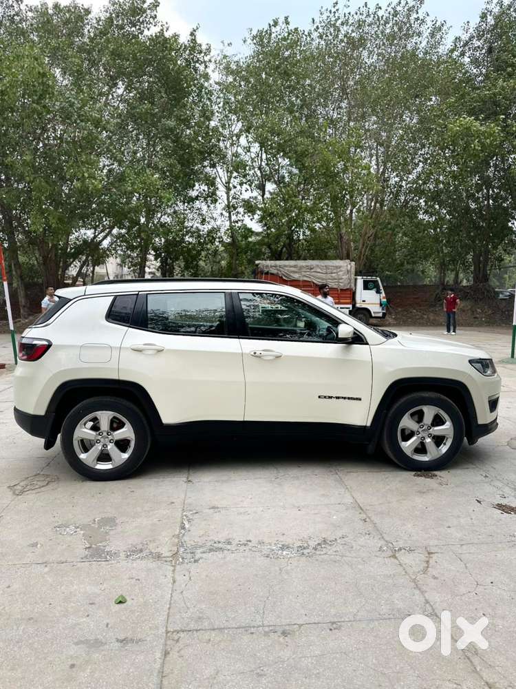 Jeep Compass 2.0 Longitude Option, 2018, Diesel