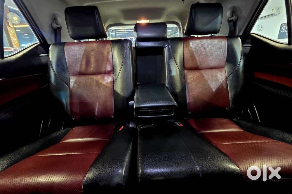 Toyota Fortuner Legender 4x2 At 2.8, 2024, Diesel