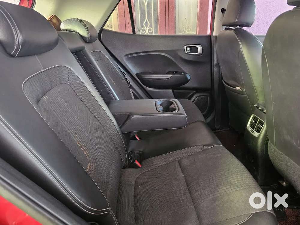 Hyundai Venue Crdi Manual 2019