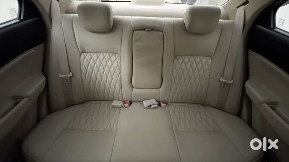 Maruti Suzuki Dzire 1.2 Vxi Amt, 2017, Petrol