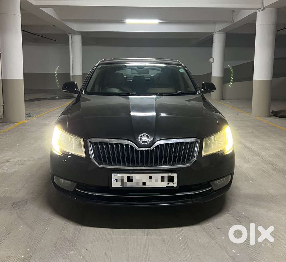 Skoda Superb 2.5 Elegance Tdi At, 2015, Diesel