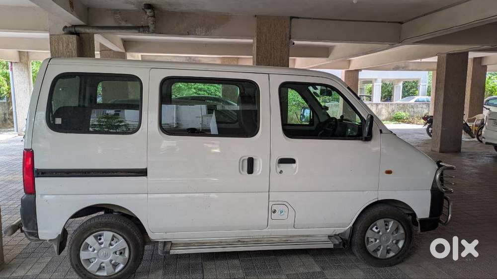 Maruti Suzuki Eeco 2024 Petrol Well Maintained