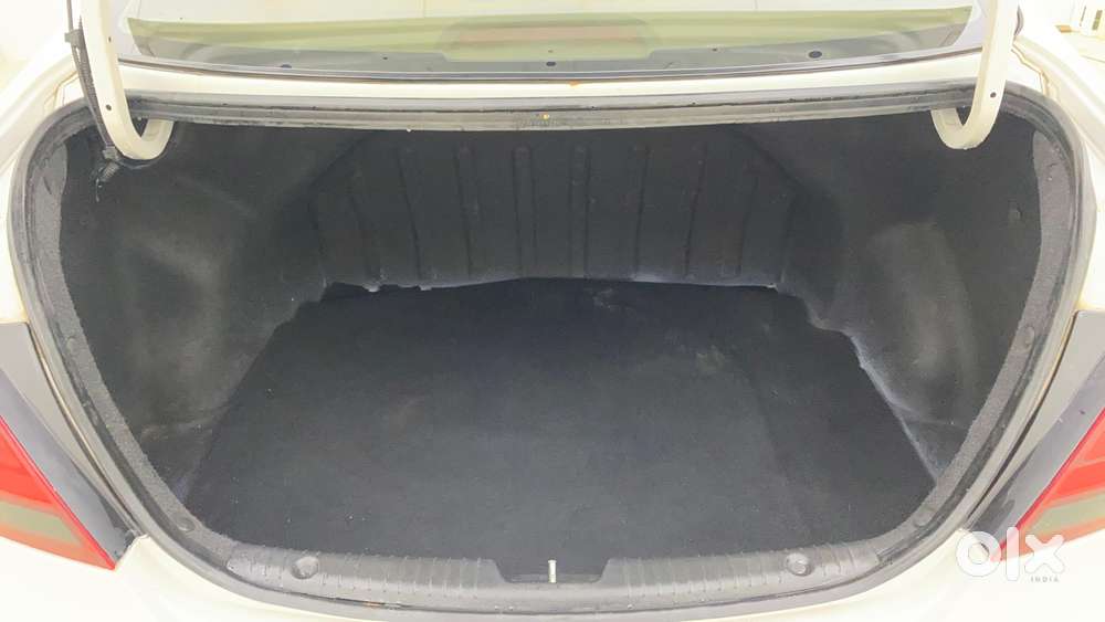 Hyundai Verna Fluidic 1.6 Crdi Sx, 2014, Diesel