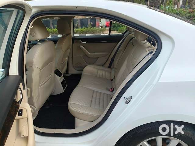 Skoda Octavia 1.8 Elegance Tsi At, 2016, Petrol