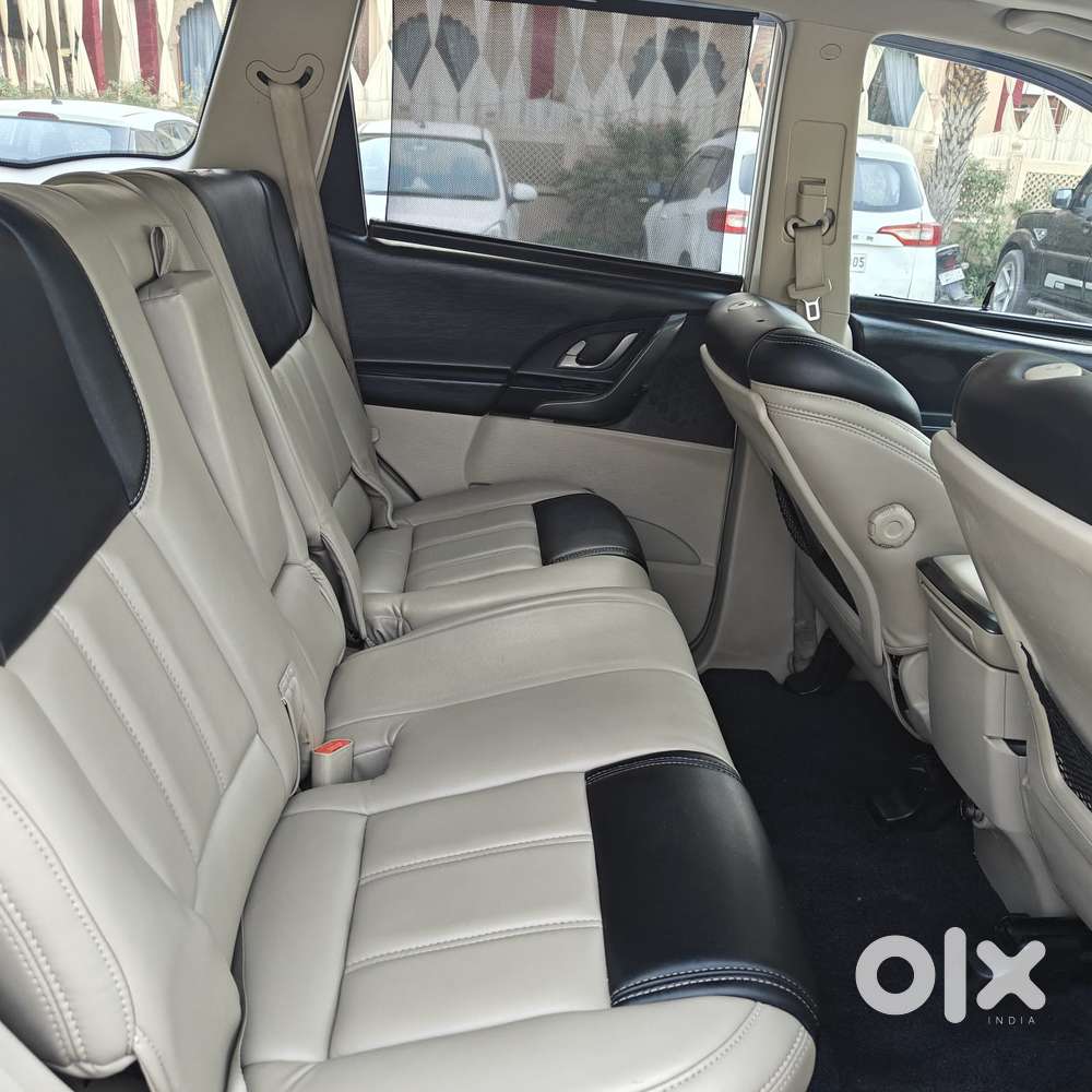 Mahindra Xuv500 W10 Awd, 2016, Diesel