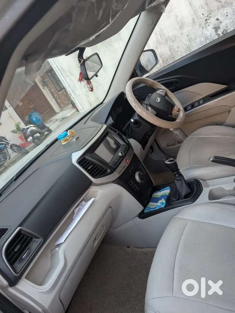 Mahindra Xuv300 1.5 W6 2020