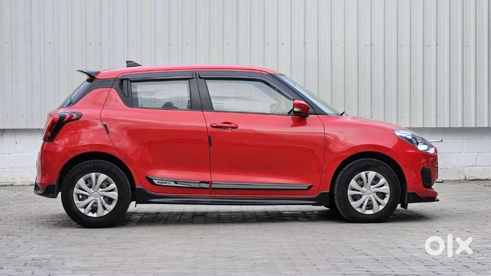 Maruti Suzuki Swift Vxi, 2021, Petrol