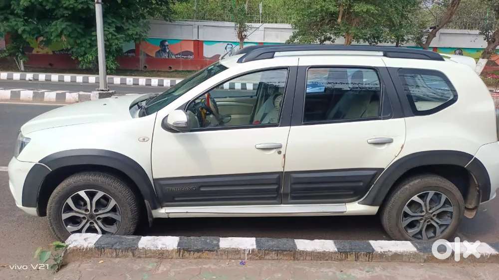 Nissan Terrano 11 Diesel 123090 Km Driven