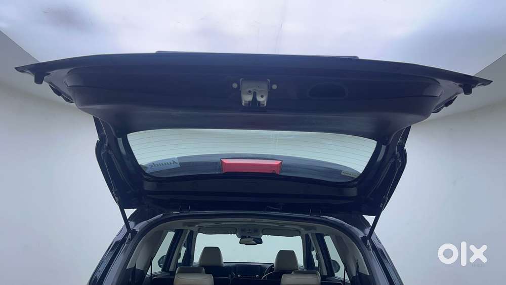 Kia Carens 1.5 Luxury Plus Turbo Dct 7 Str, 2024, Petrol