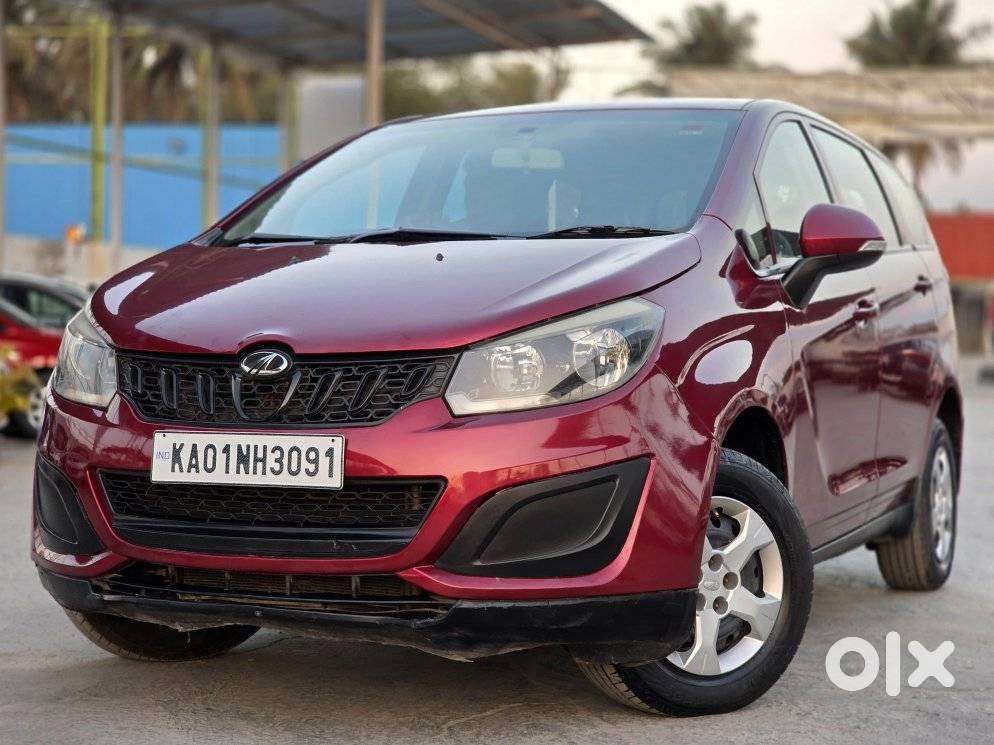 Mahindra Marazzo M4, 2019, Diesel