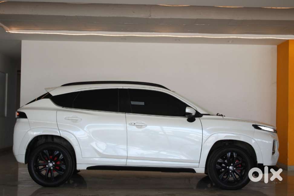 Toyota Urban Cruiser Taisor V 1.0 Petrol At, 2024, Petrol