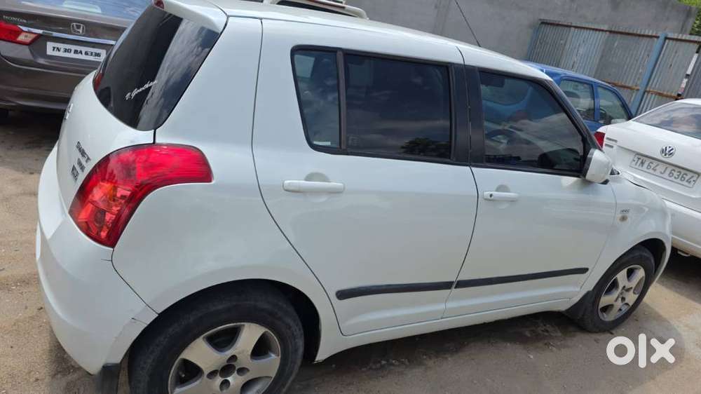 Maruti Swift Ddis Vdi Abs (2011)