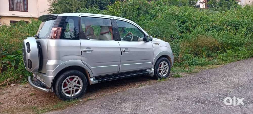 Mahindra Nuvosport N8 2016