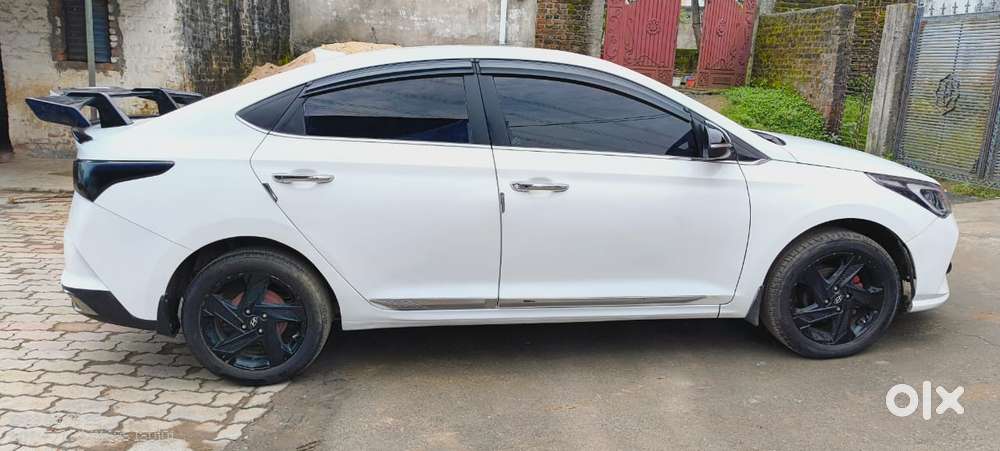 Hyundai Verna