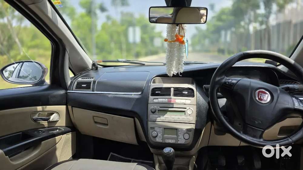 Fiat Linea Emotion 2013 Diesel Manual