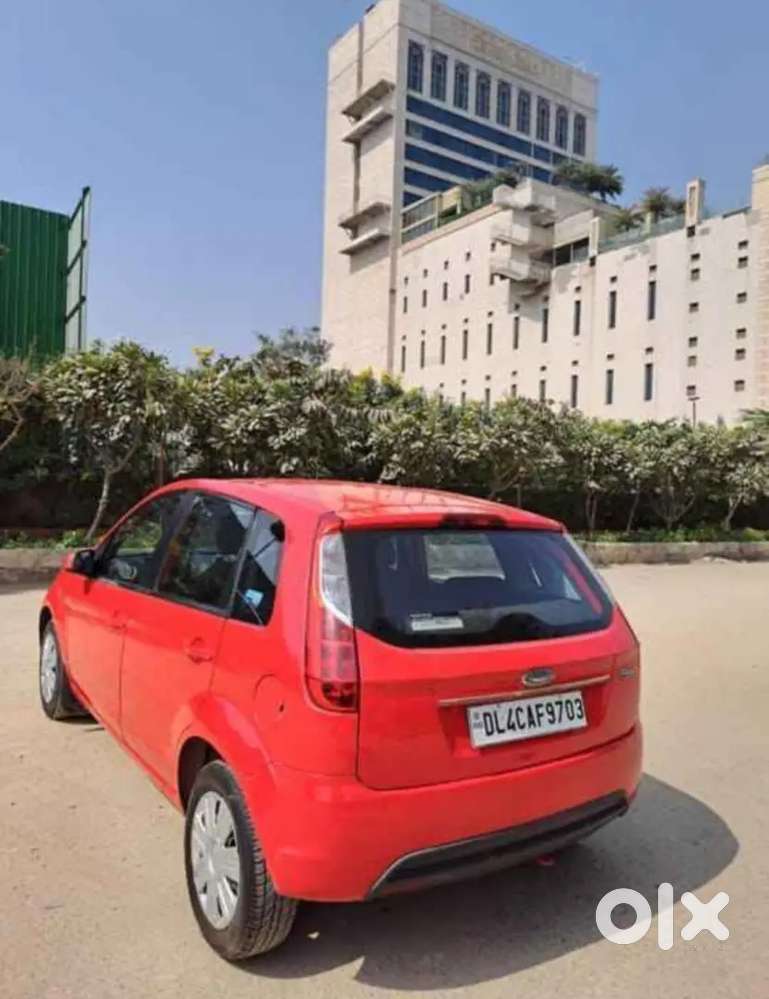 Ford Figo Petrol Lxi 2012
