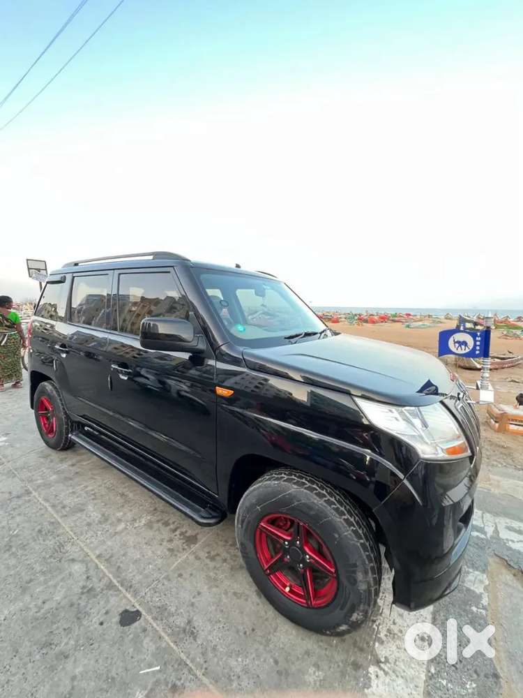 Mahindra Tuv 300 2017