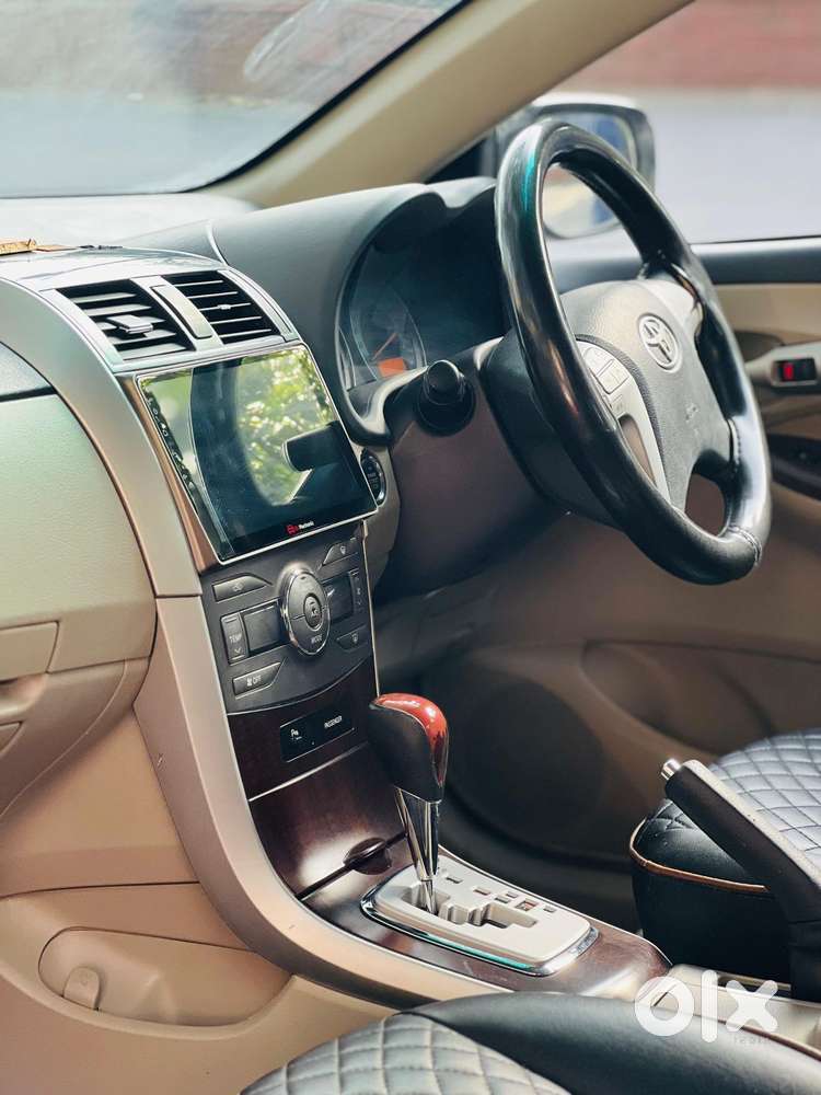 Toyota Corolla Altis [2011-2014] 1.8 Vl At, 2013, Petrol