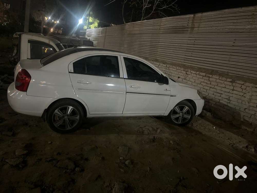 Hyundai Verna 2007 Diesel 150000 Km Driven