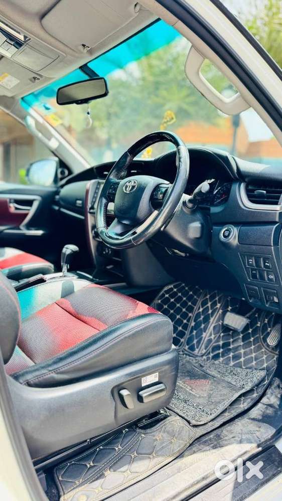 Toyota Fortuner Legender 4x2 At 2.8, 2022, Diesel