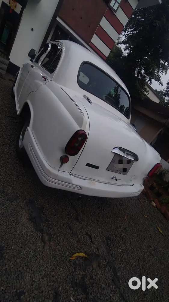 Ambassador Grand  2009 Single Owner